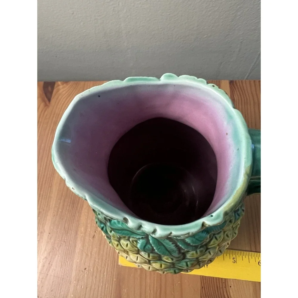 N/A vintage pineapple